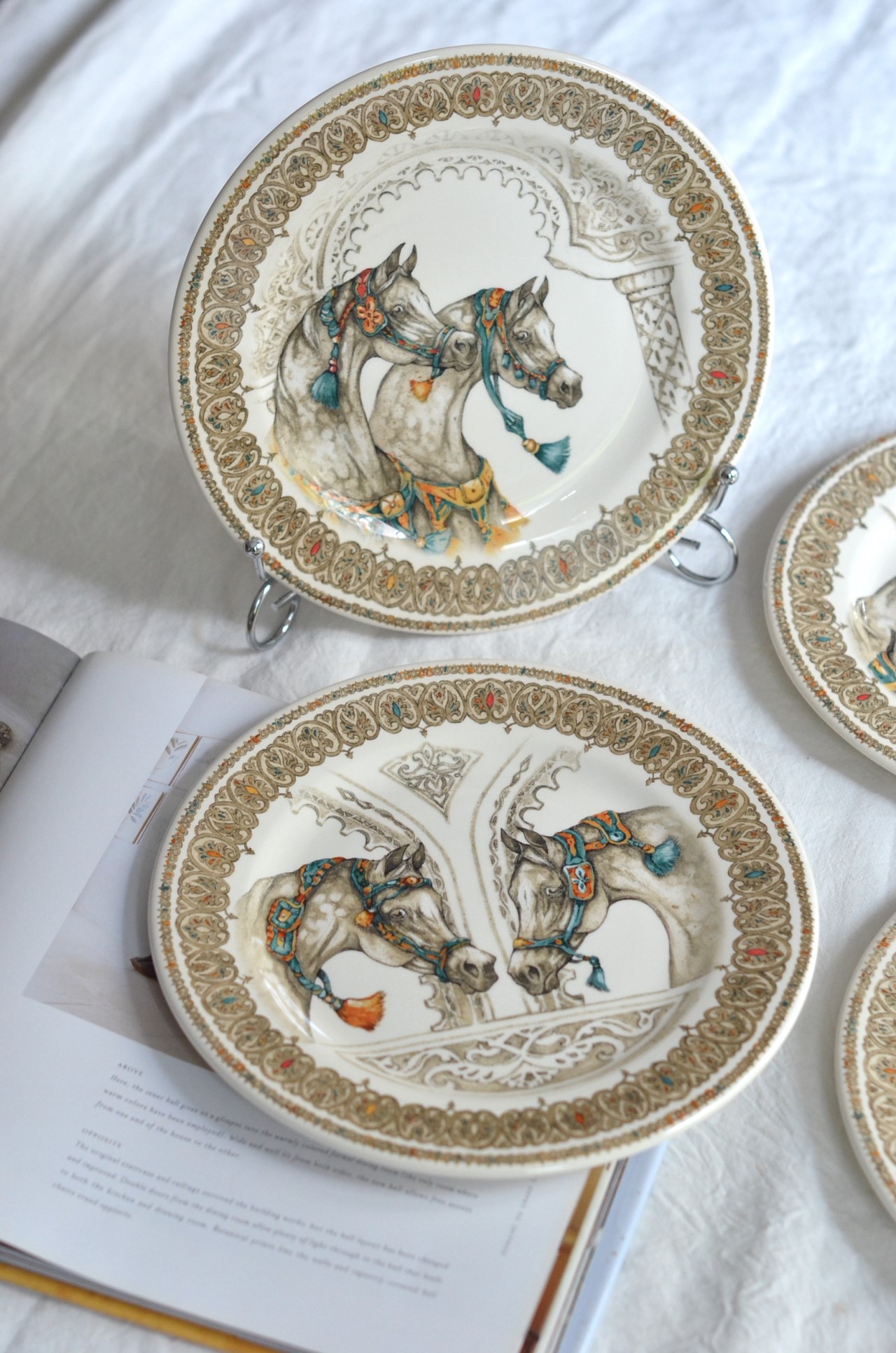 { Gienfrance }∞ CHEVAUX DU VENT 22cm (4set)