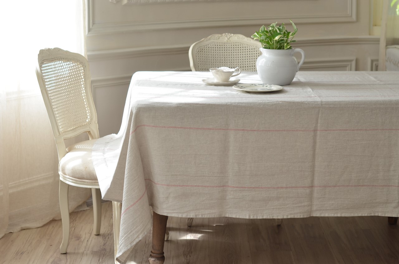 { Charvet Editions } ∞RYTHMO桌巾∞155x230cm
