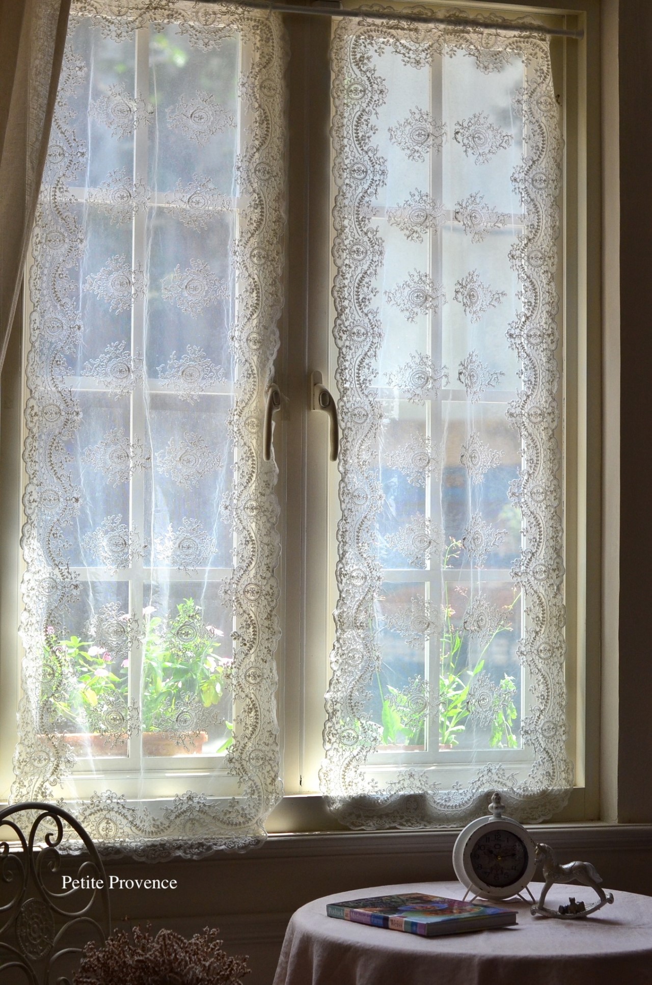 { CHEZ MOI }∞LUXURY 掛簾 48x140cm (兩色)