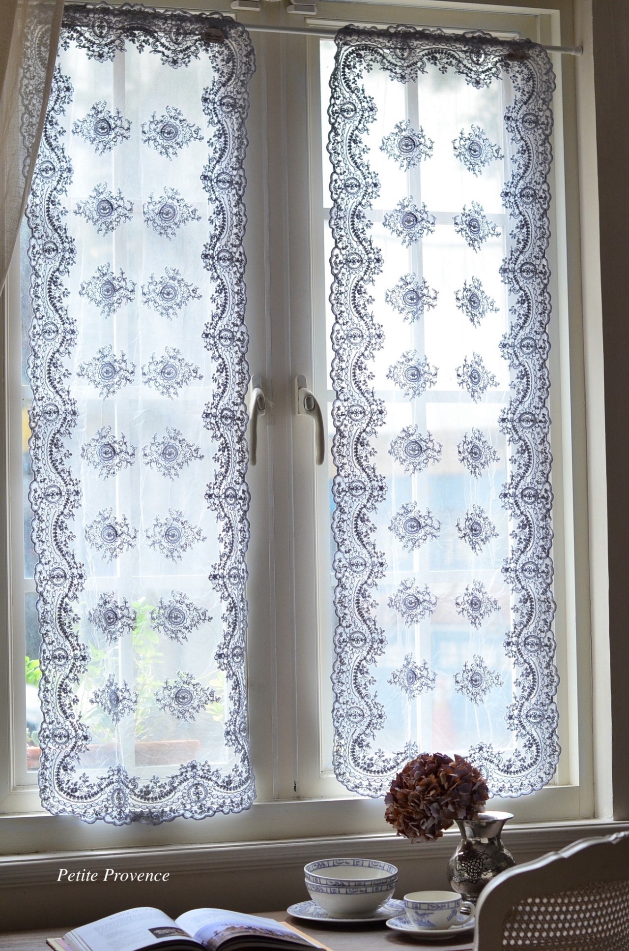 { CHEZ MOI }∞LUXURY 掛簾 48x140cm (兩色)