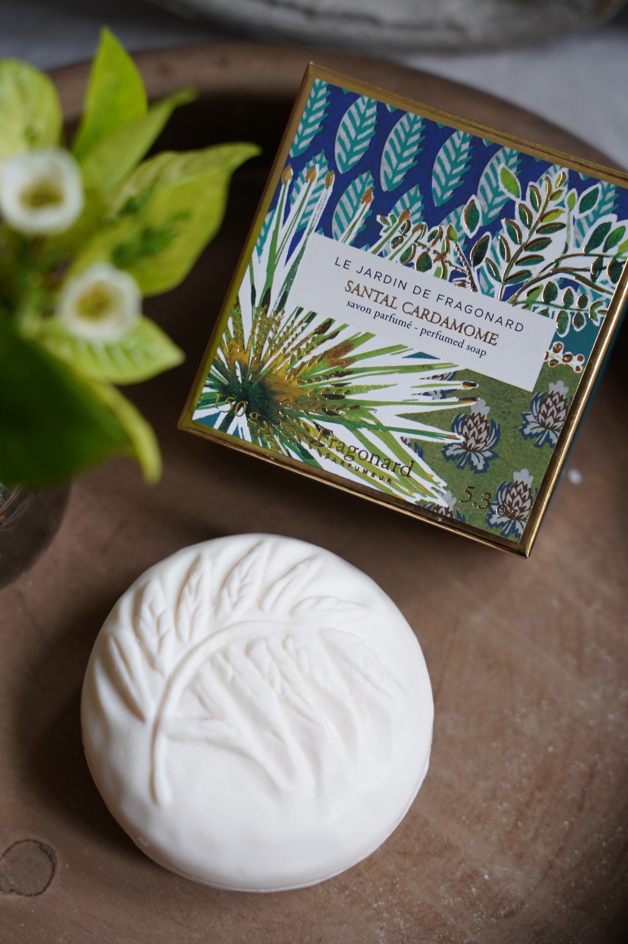 { Fragonard } ∞ Santal Cardamome ∞ 檀香荳蔻  精油皂