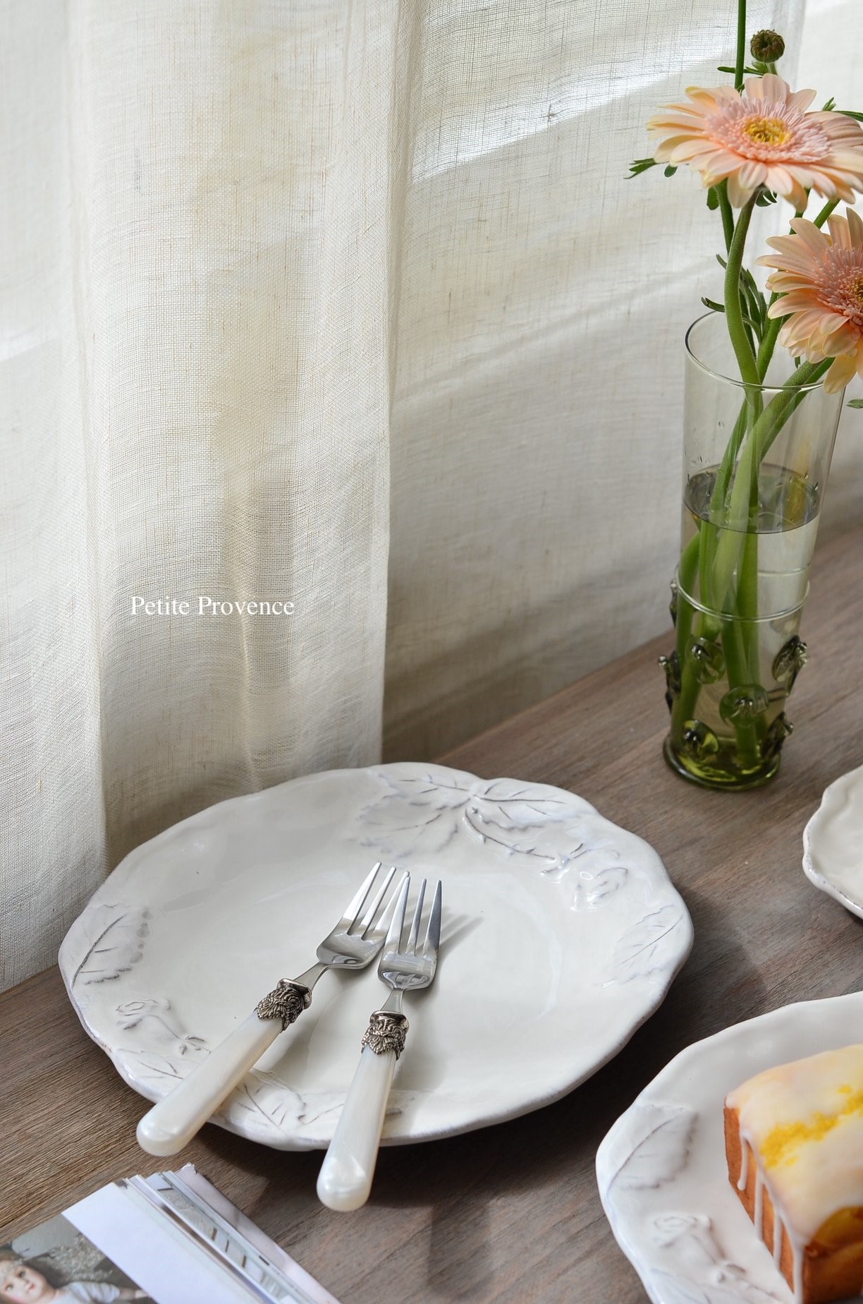 { VIRGINIA CASA } ∞ ROMANTICA 餐盤∞ 23cm (2色)