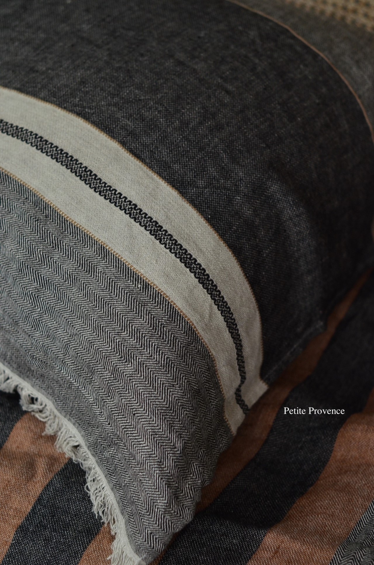 {LIBECO}∞ Tack stripe 亞麻巾 55x65cm