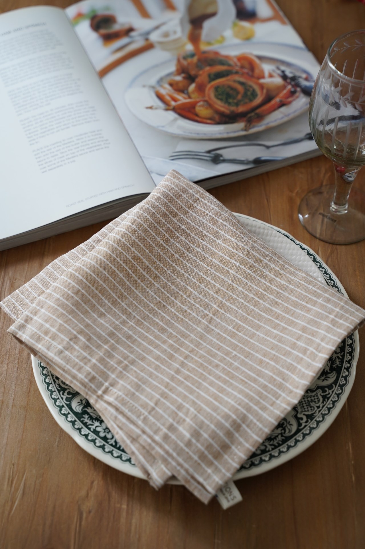 {Charvet Editions} ∞ DUO 亞麻方巾 ∞ 45x45cm (6色)