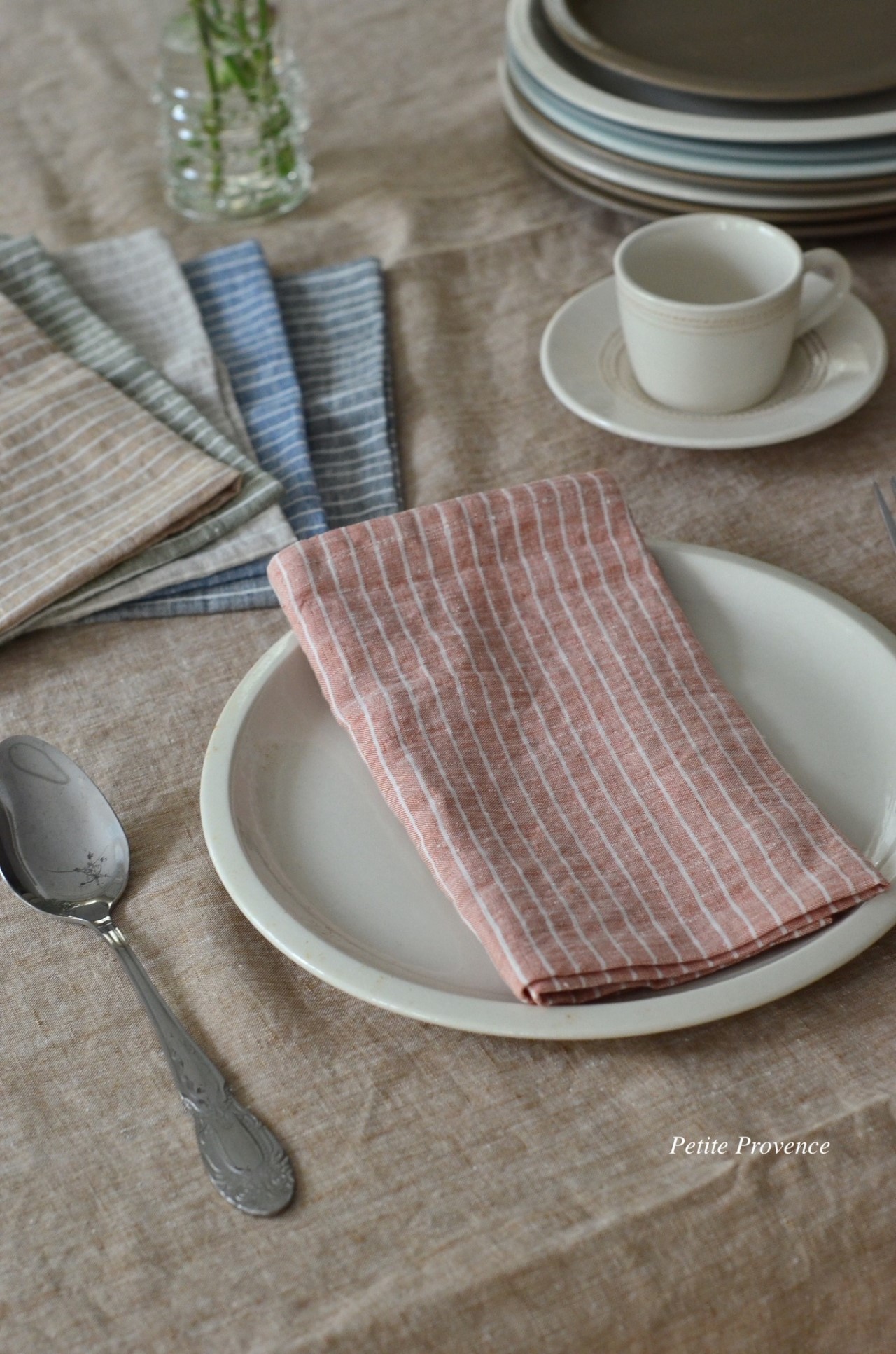 {Charvet Editions} ∞ DUO 亞麻方巾 ∞ 45x45cm (6色)