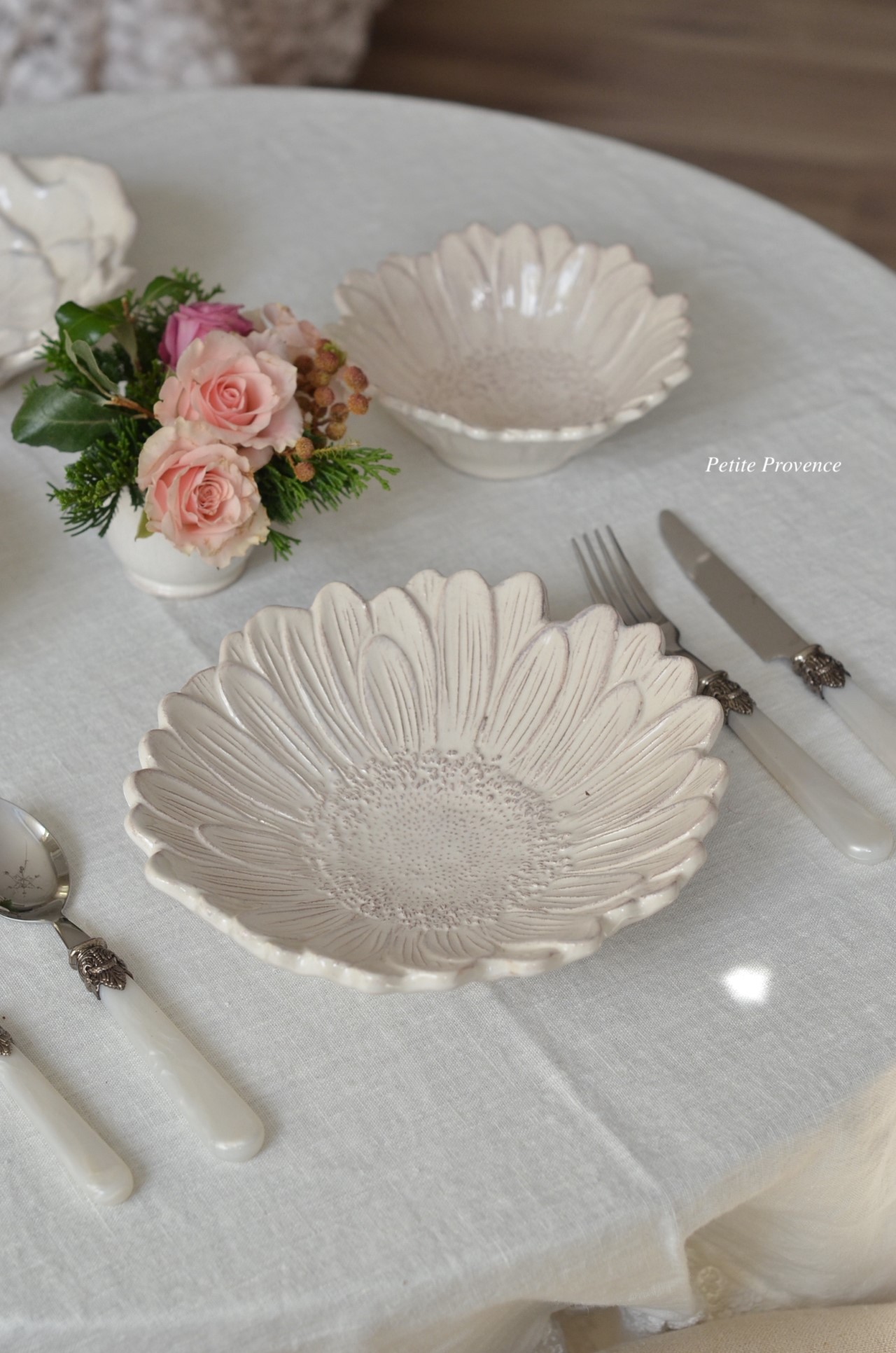 { VIRGINIA CASA }  ROMANTICA 雛菊湯盤 22cm