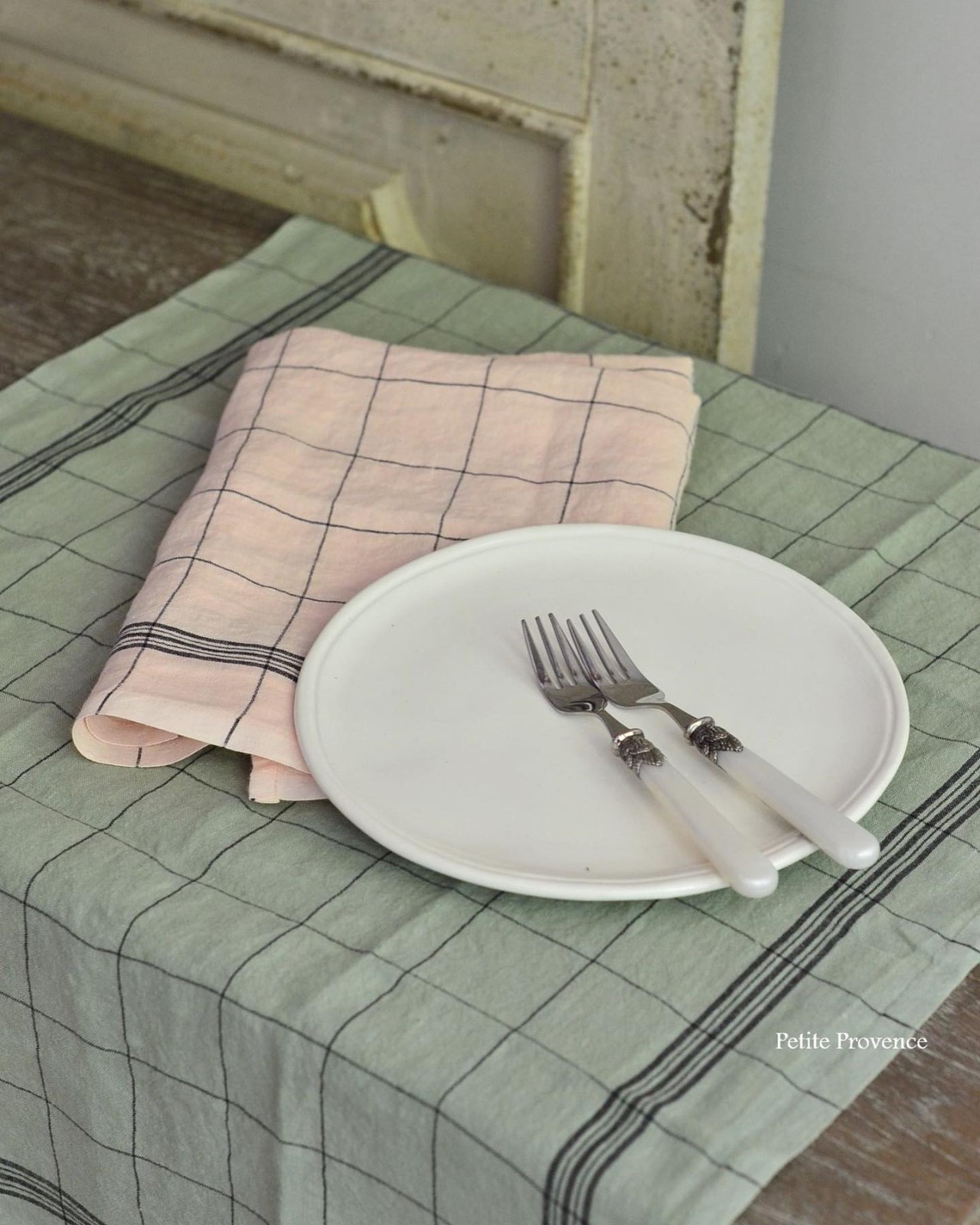 {Charvet Edition} BISTROT亞麻巾 51x80cm (5色)
