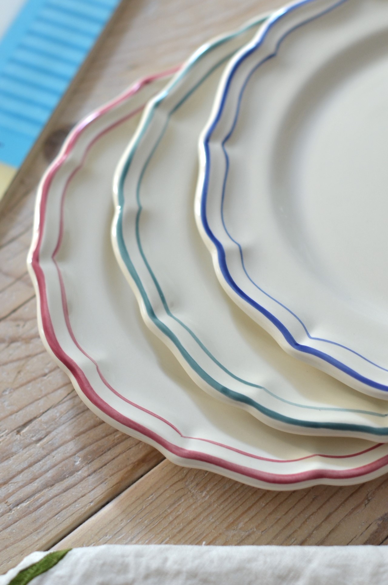 { Gienfrance } FILET 餐盤 23.2cm (三色)