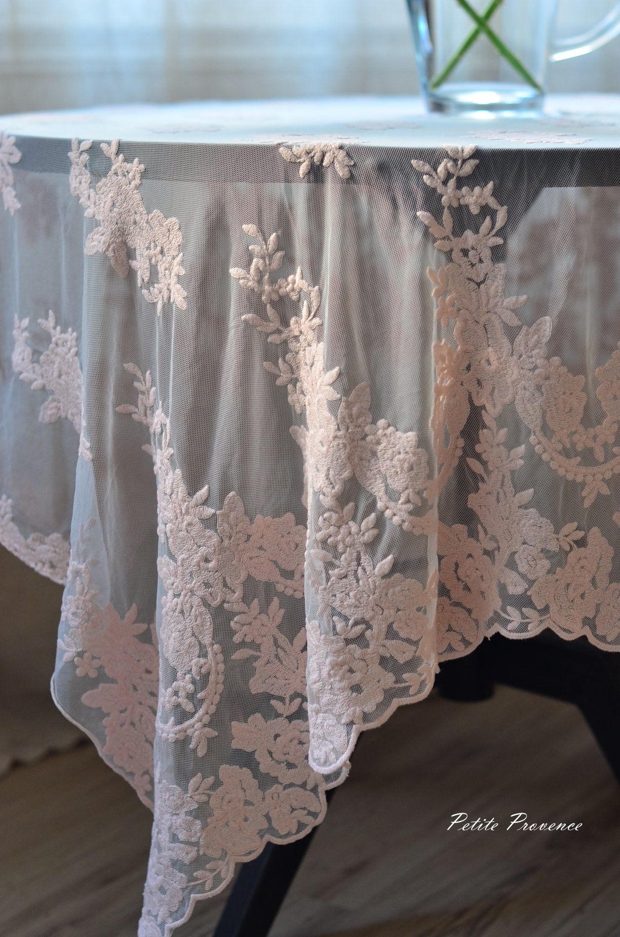 {Chez moi }∞Versailles蕾絲桌巾 130x240cm