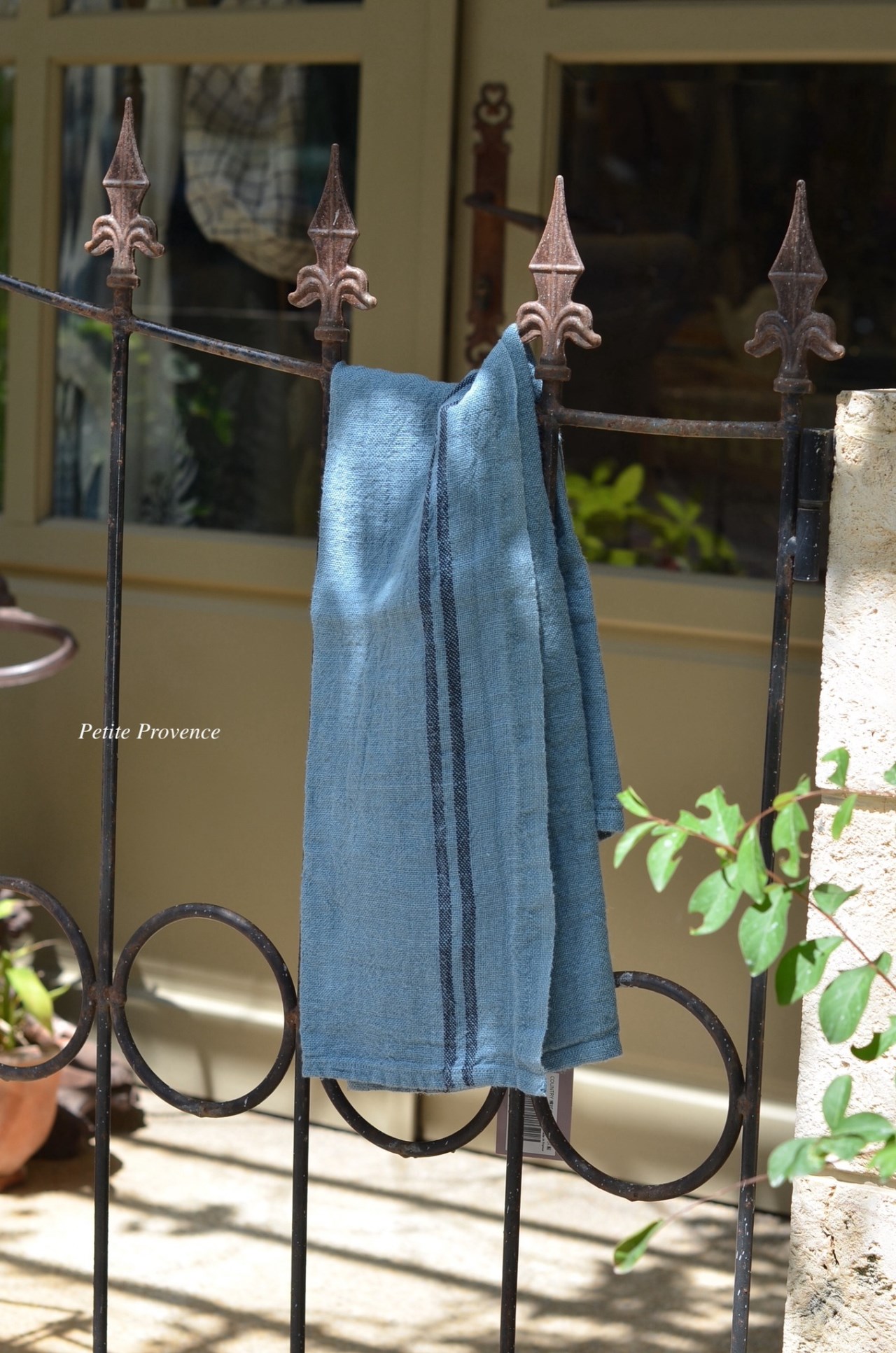 { CharvetEditions }∞ COUNTRY USED 亞麻巾 52x75m (4色）