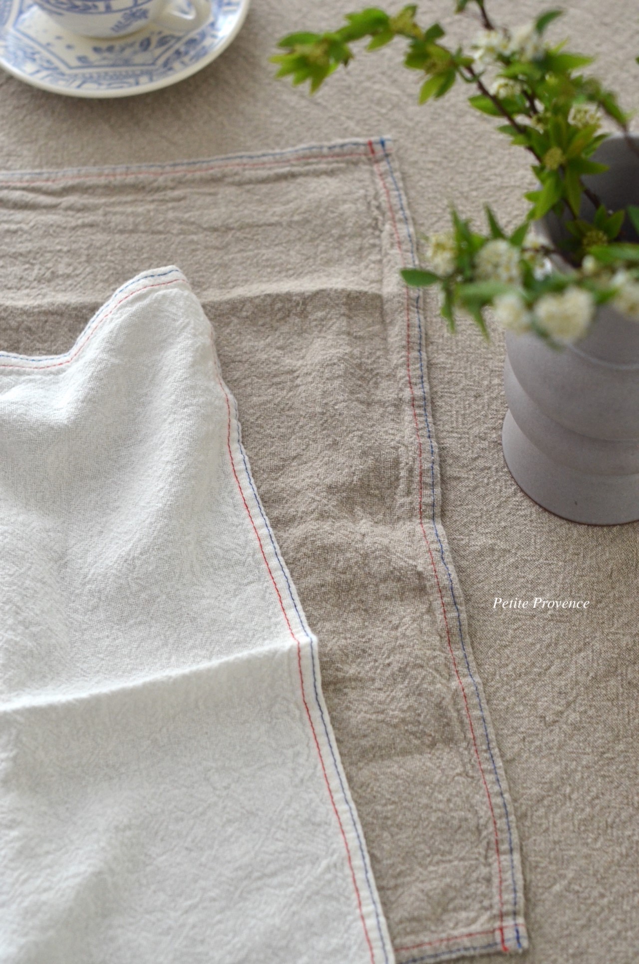 { Charvet Editions }∞EMPREINTE 亞麻桌巾∞165x250cm(2色)