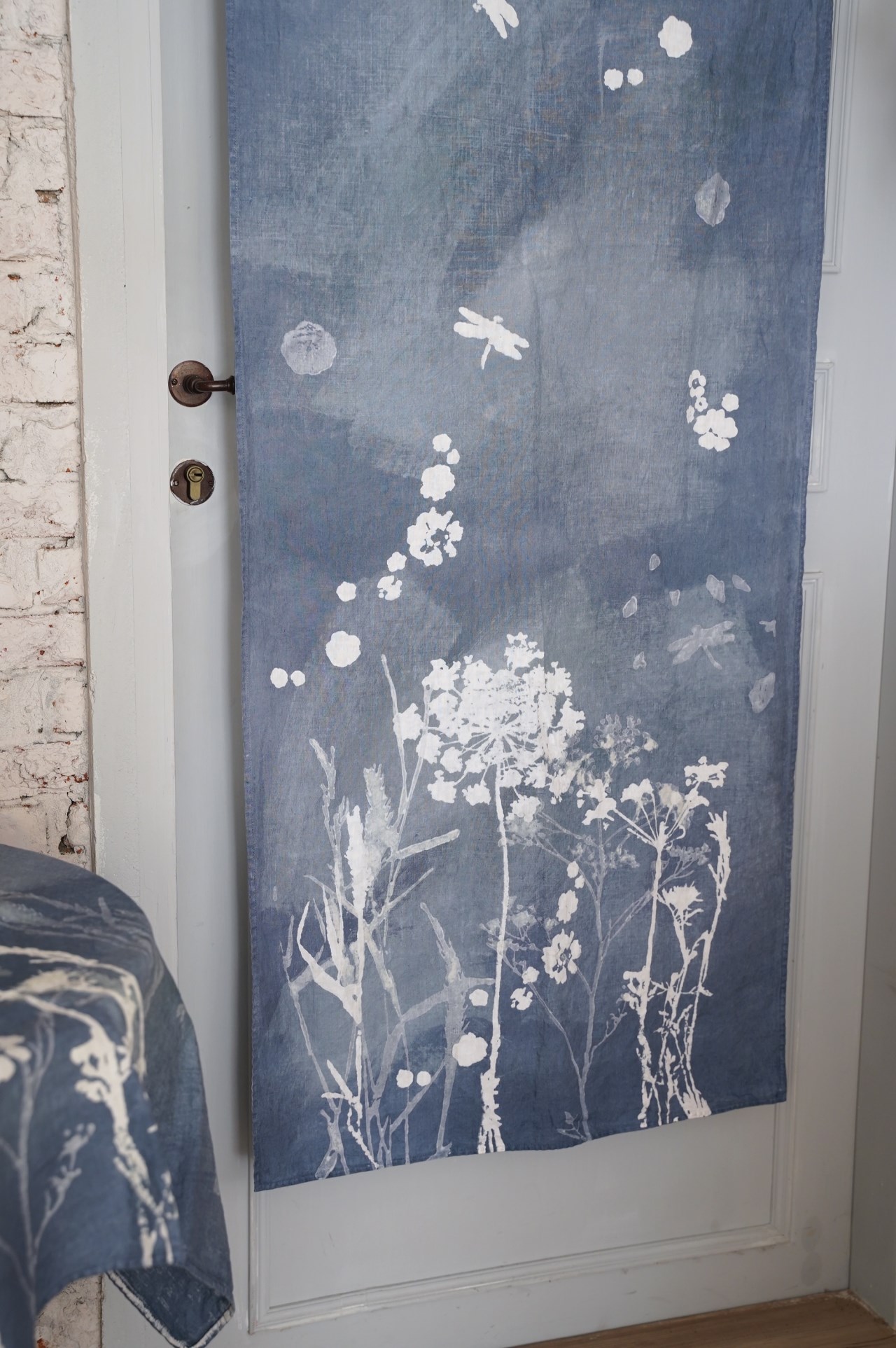 { Bertozzi } ∞Achillea 洋耆草桌旗 60x180cm