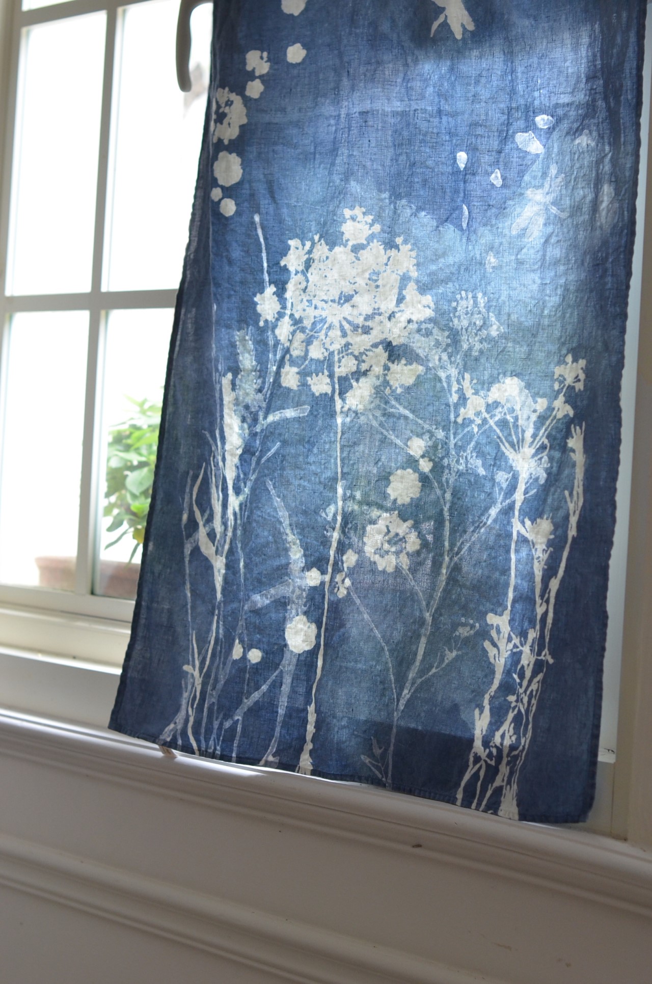 { Bertozzi } ∞Achillea 洋耆草桌旗 60x180cm