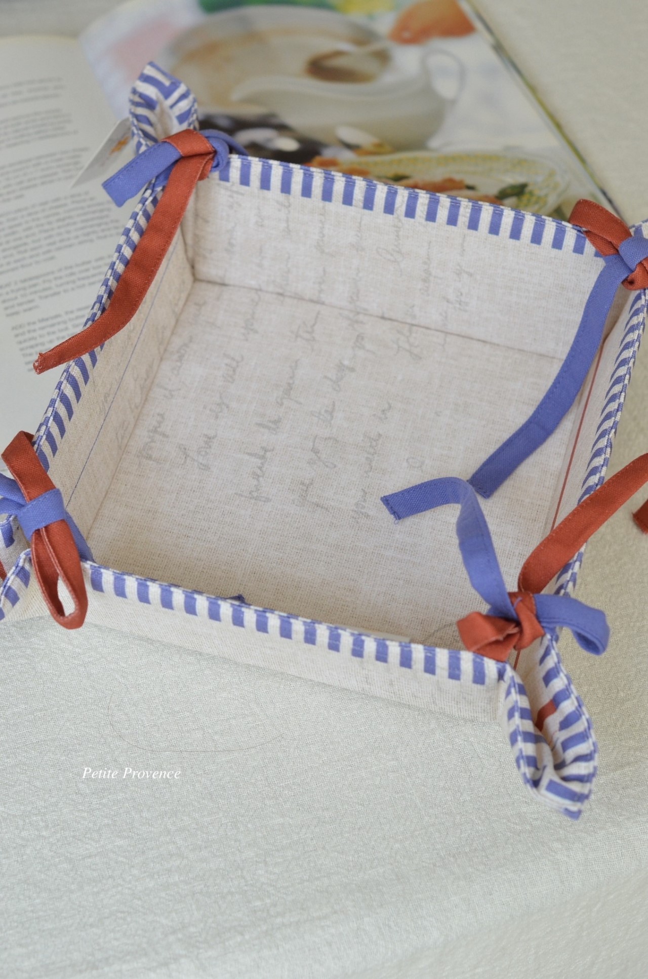 { 荷蘭雜貨 } 公雞收納籃-35x35cm 