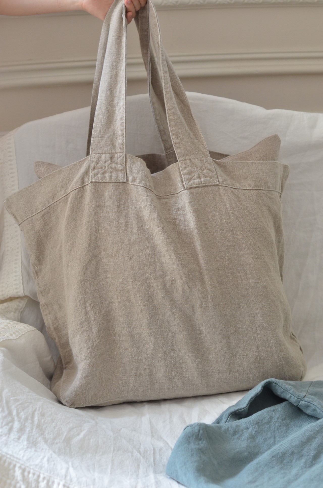 { Charvet Editions }∞ ESCAPDE 亞麻包（2色）