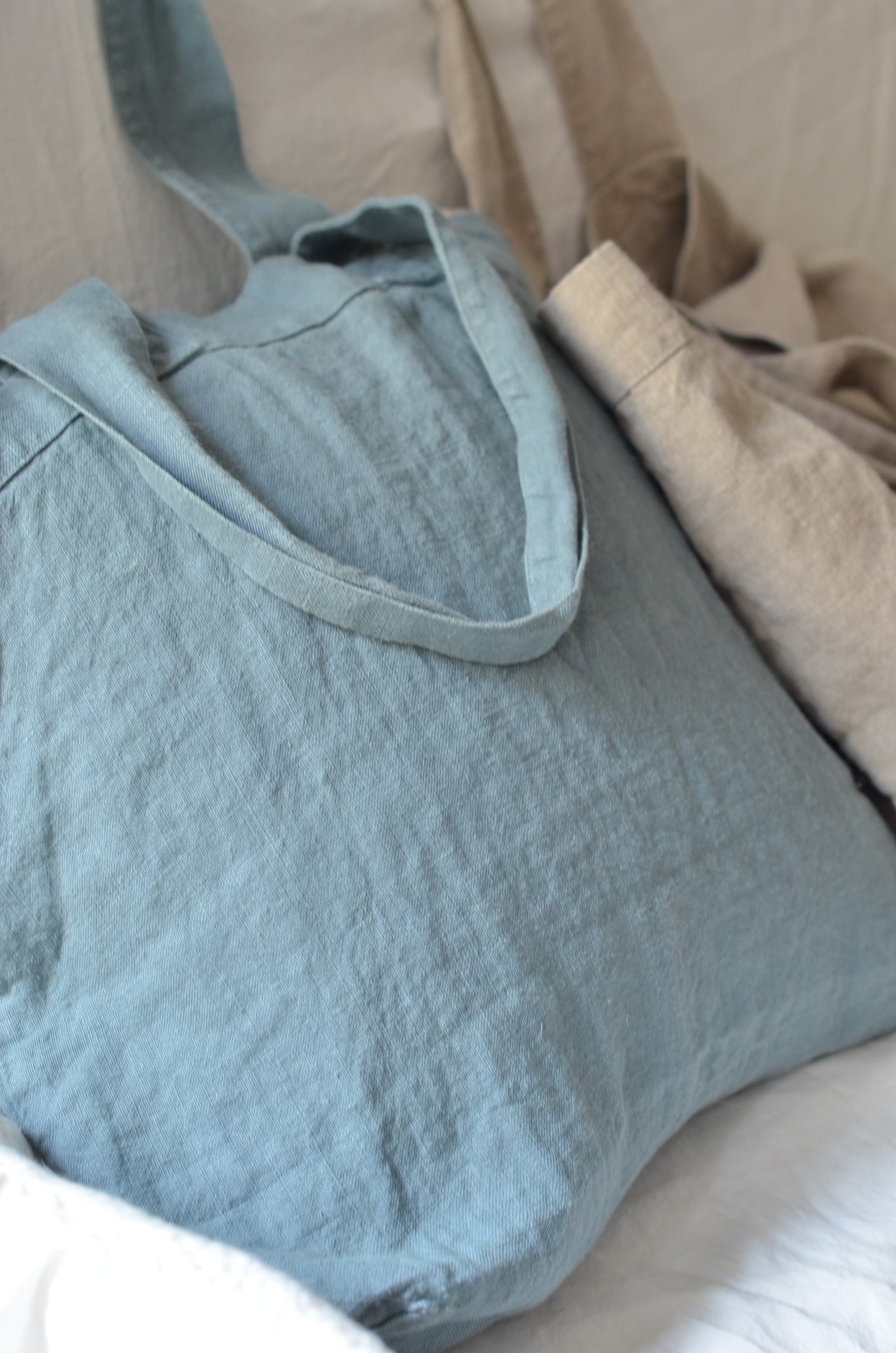 { Charvet Editions }∞ ESCAPDE 亞麻包（2色）