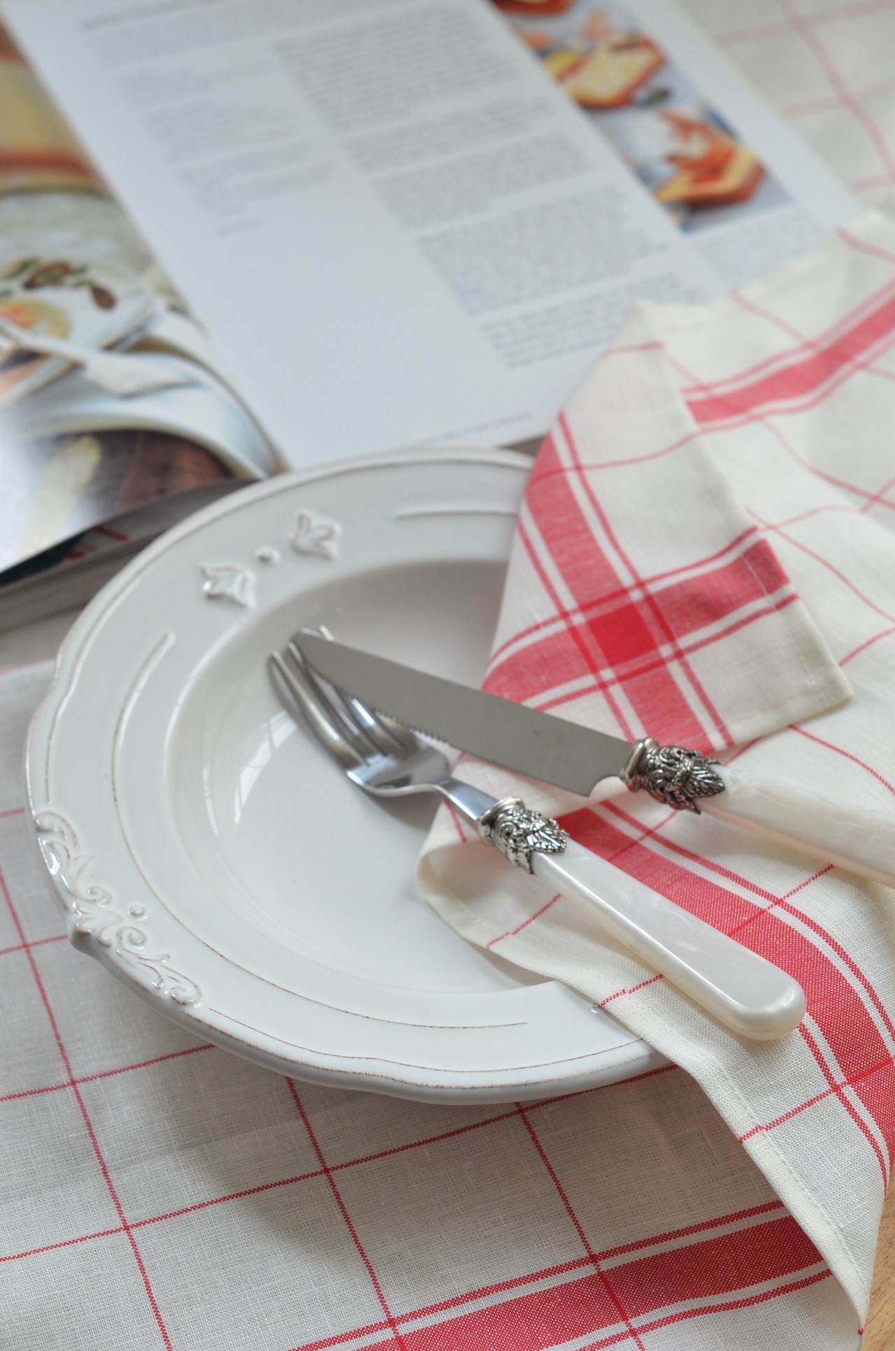 {LIBECO} ∞ PARMA 格紋亞麻方巾 ∞ 70x70cm （2色）