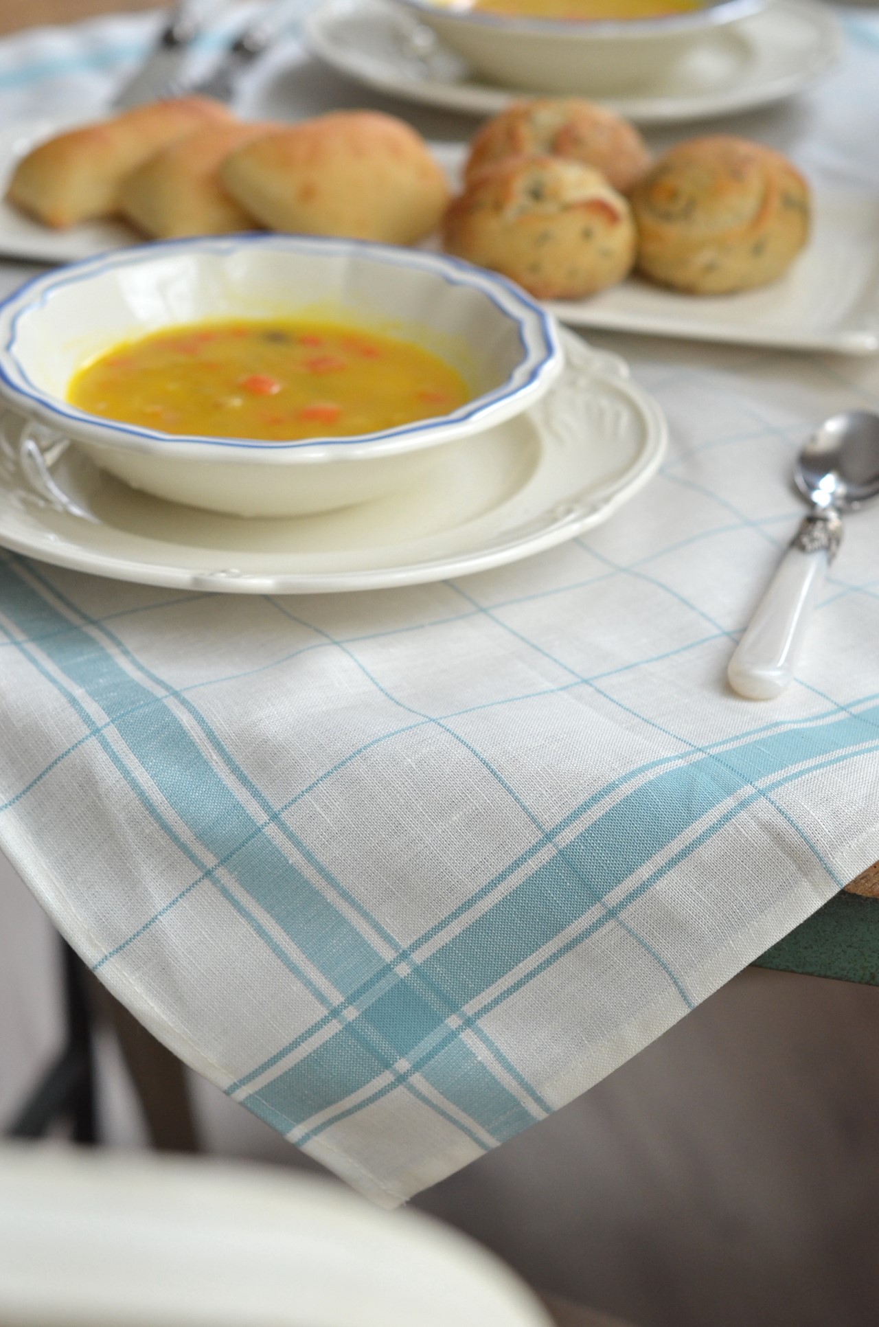 {LIBECO} ∞ PARMA 格紋亞麻方巾 ∞ 70x70cm （2色）