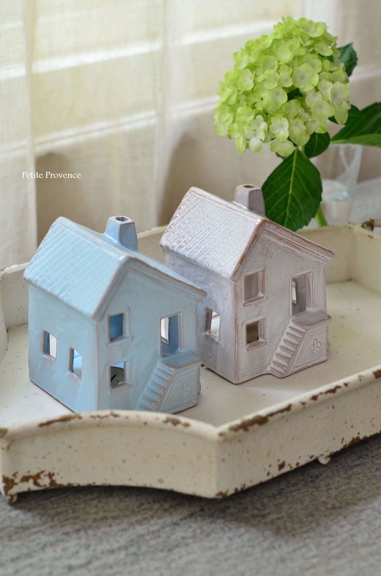 { VIRGINIA CASA } 房屋燭台 (2色) 