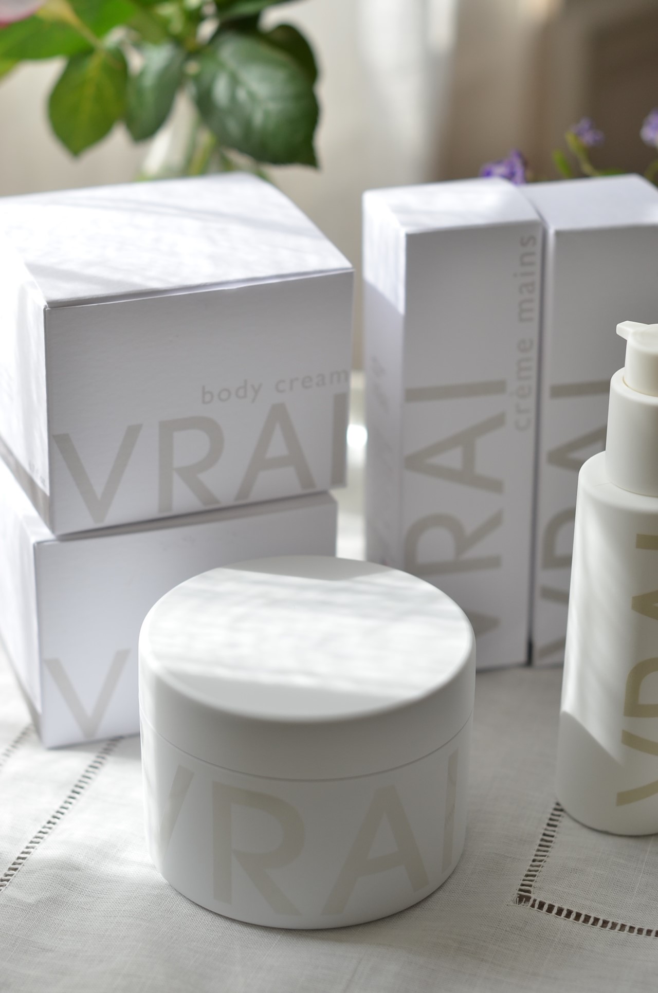 {Fragonard}  ∞ VRAI ∞ 乳木果油 身體乳霜 200ml