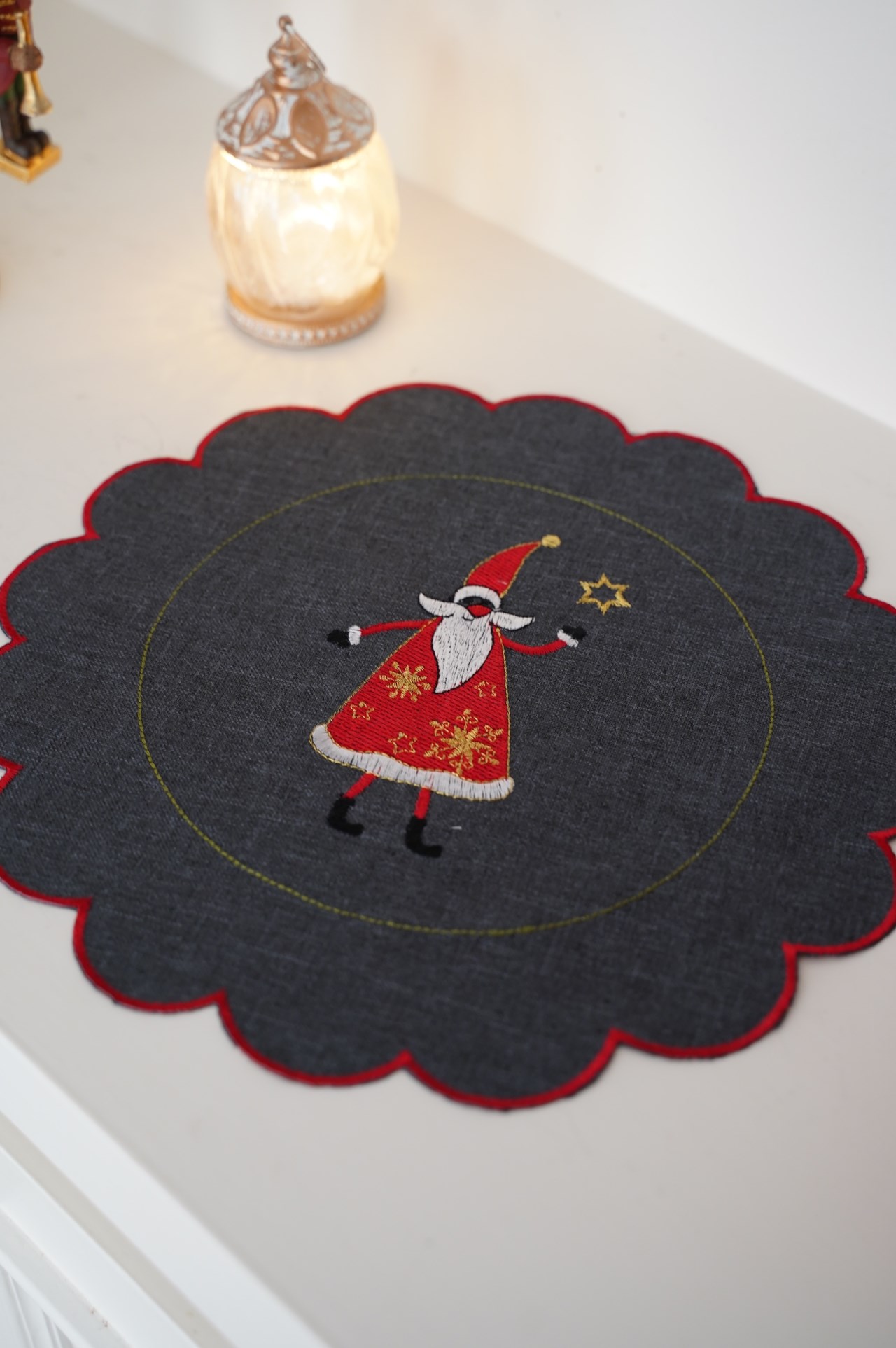 {ROLANDE.D} ∞ 圓形桌墊-聖誕老人 ∞30cm