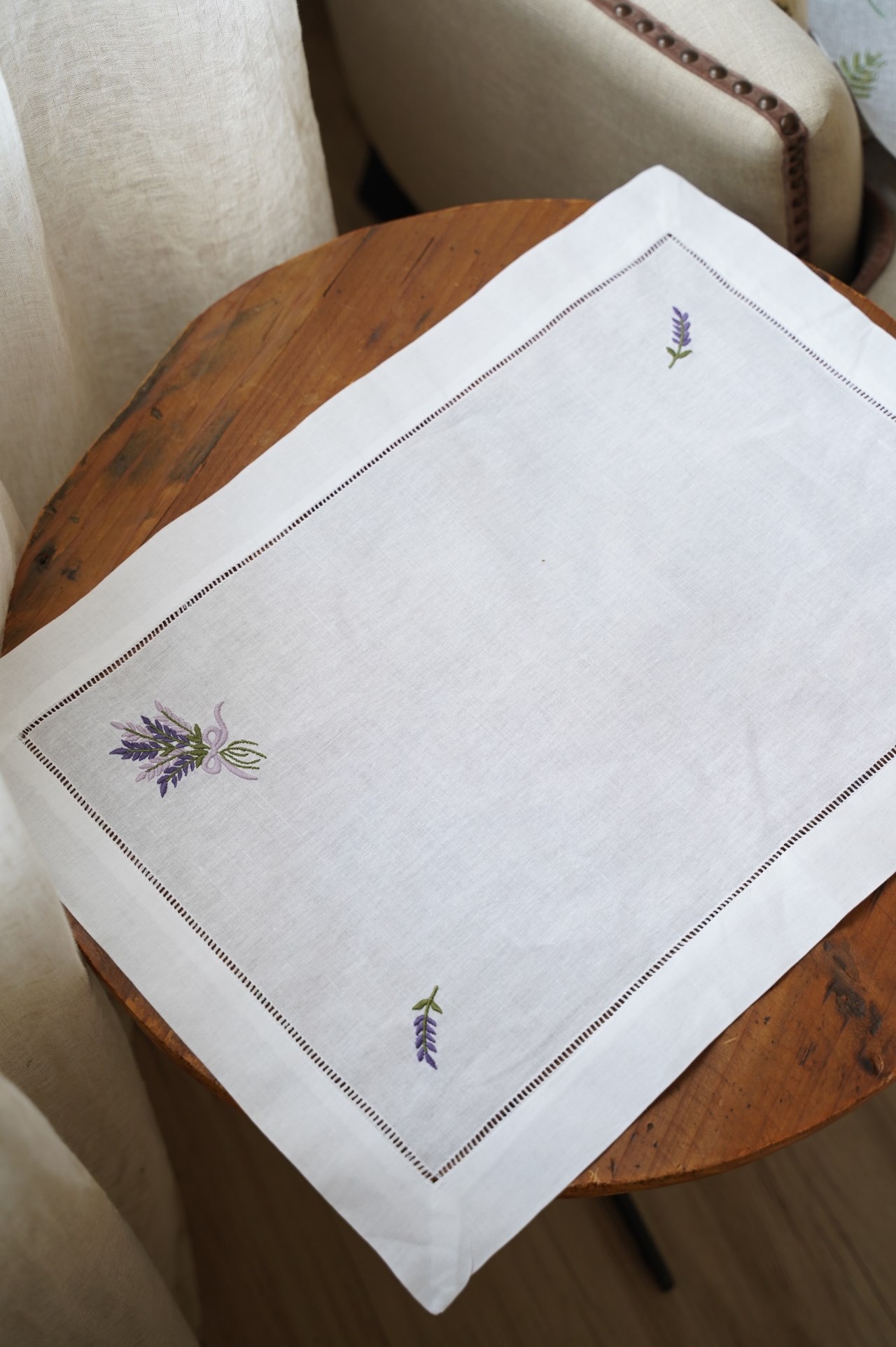 {ROLANDE.D} ∞ 薰衣草刺繡桌墊-35x50cm