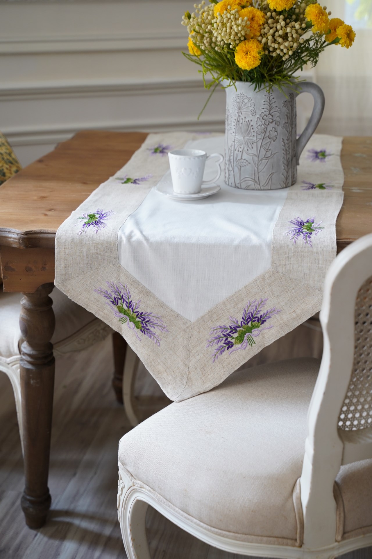 {ROLANDE.D} ∞ 薰衣草刺繡桌旗-45x150cm