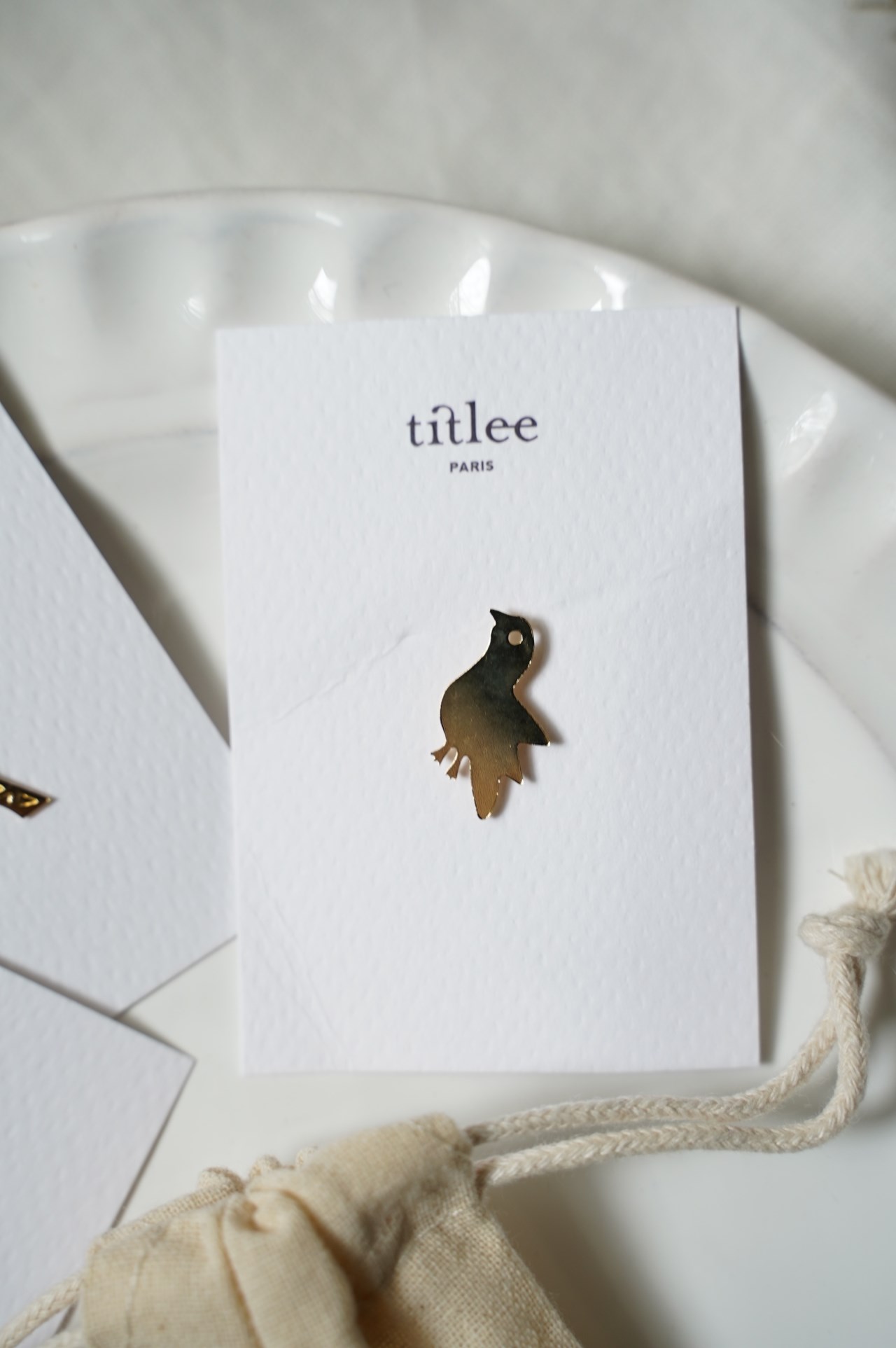 {Titlee} ∞  搪瓷鍍金別針-六款