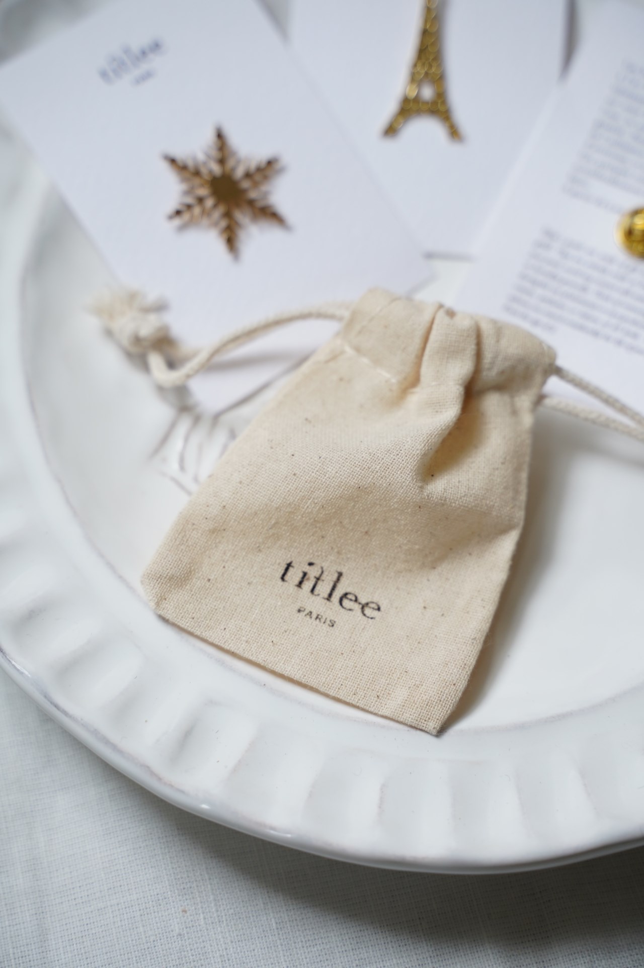 {Titlee} ∞  搪瓷鍍金別針-六款