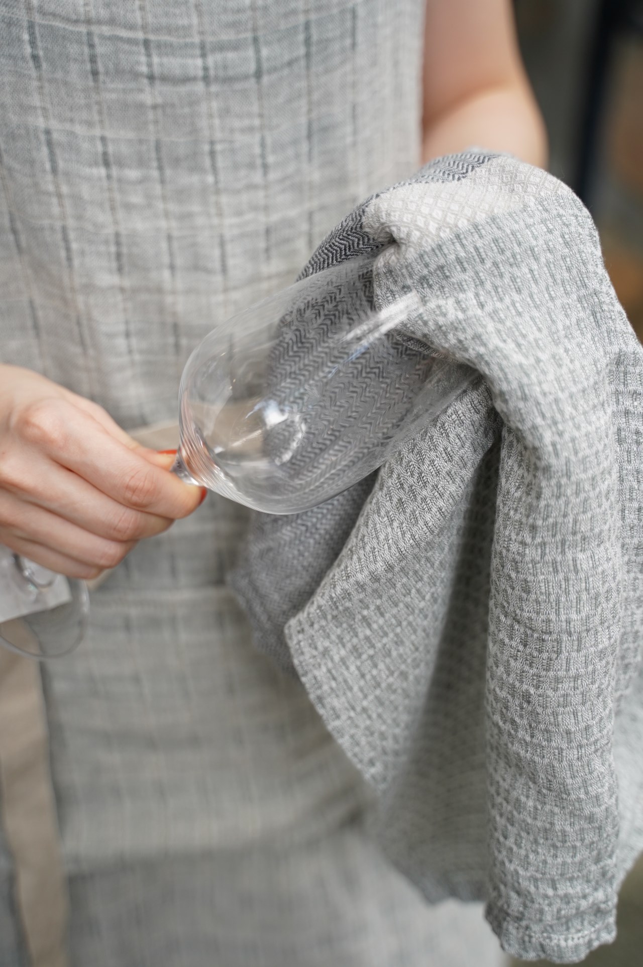 {Charvet Editions} ∞FIDJI亞麻方巾 48x48cm (2色)