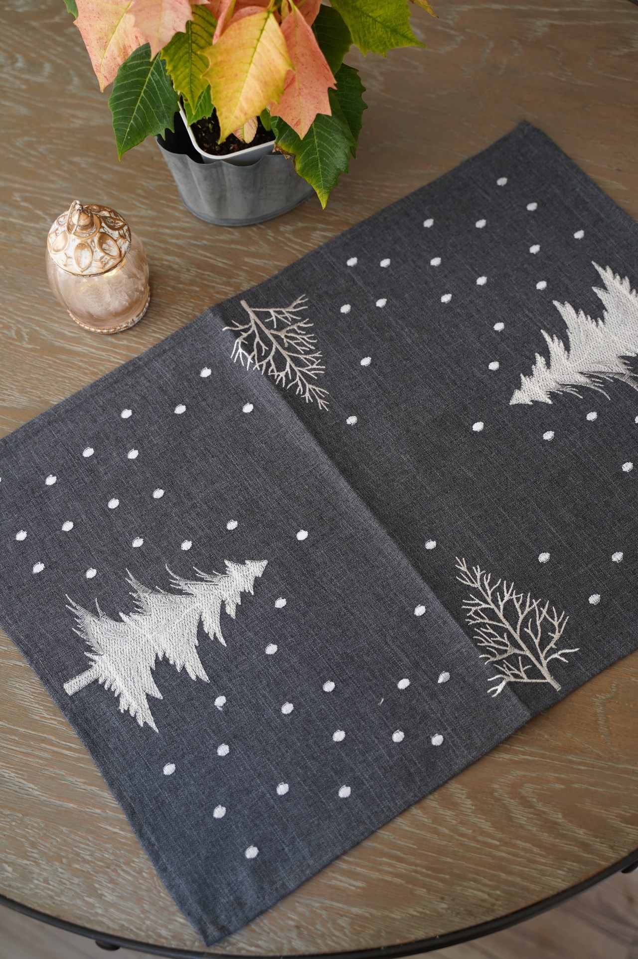 {ROLANDE.D} ∞桌墊-聖誕樹白∞30x50cm