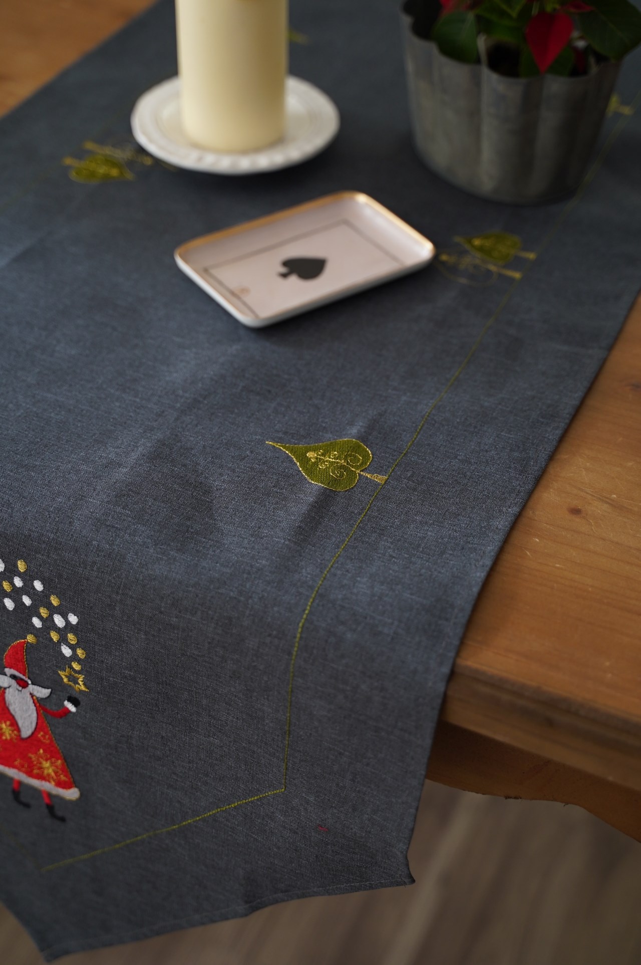 {ROLANDE.D} ∞ 聖誕老人桌旗 ∞ 50x150cm