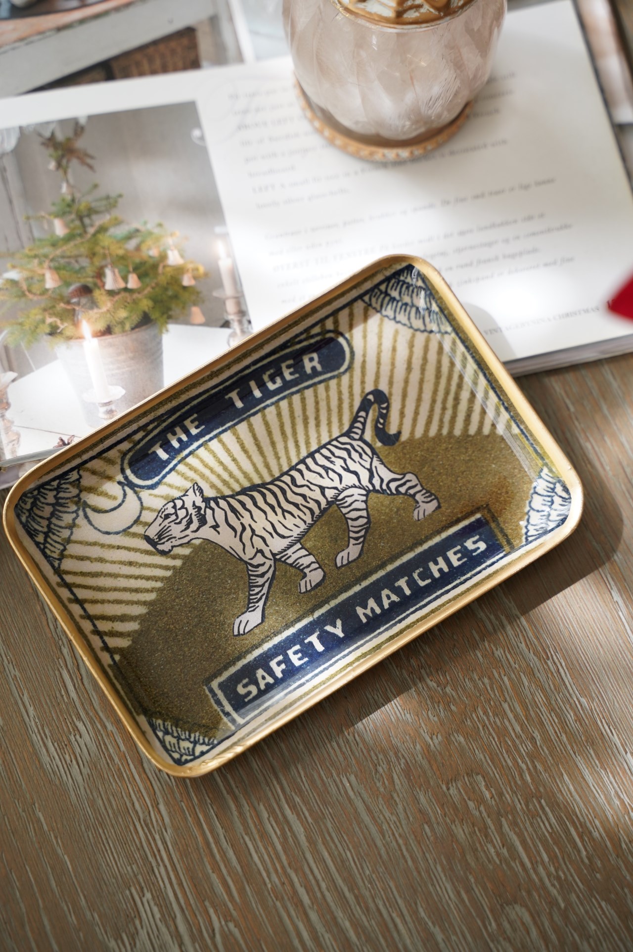 {Bon Coeurs} ∞老虎∞搪瓷彩繪托盤 