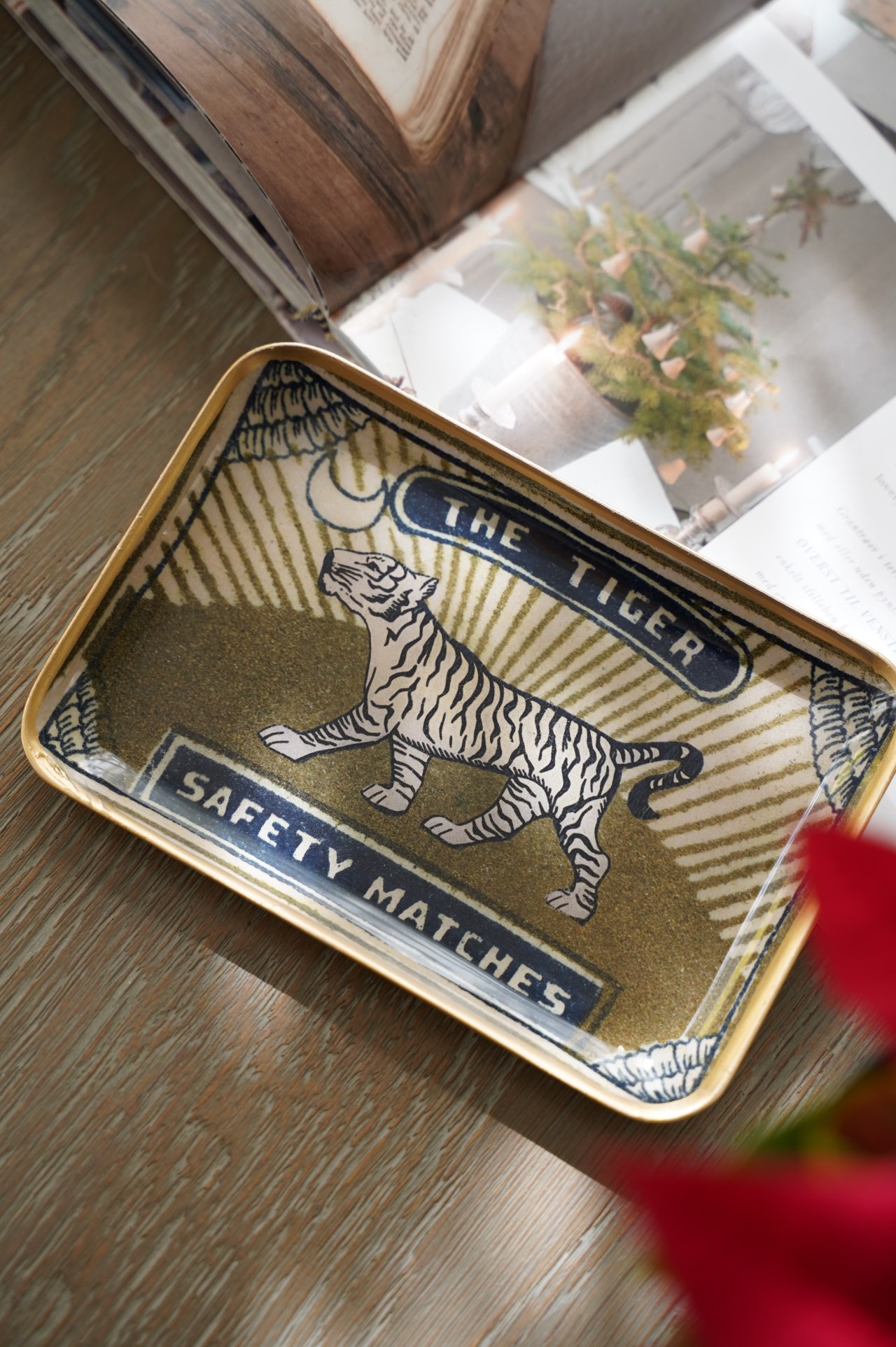 {Bon Coeurs} ∞老虎∞搪瓷彩繪托盤 