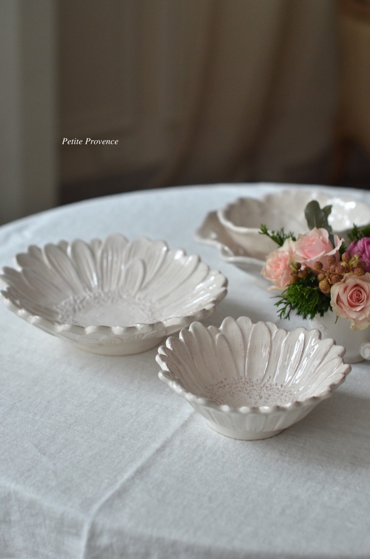 { VIRGINIA CASA} ROMANTICA 雛菊餐碗 16cm
