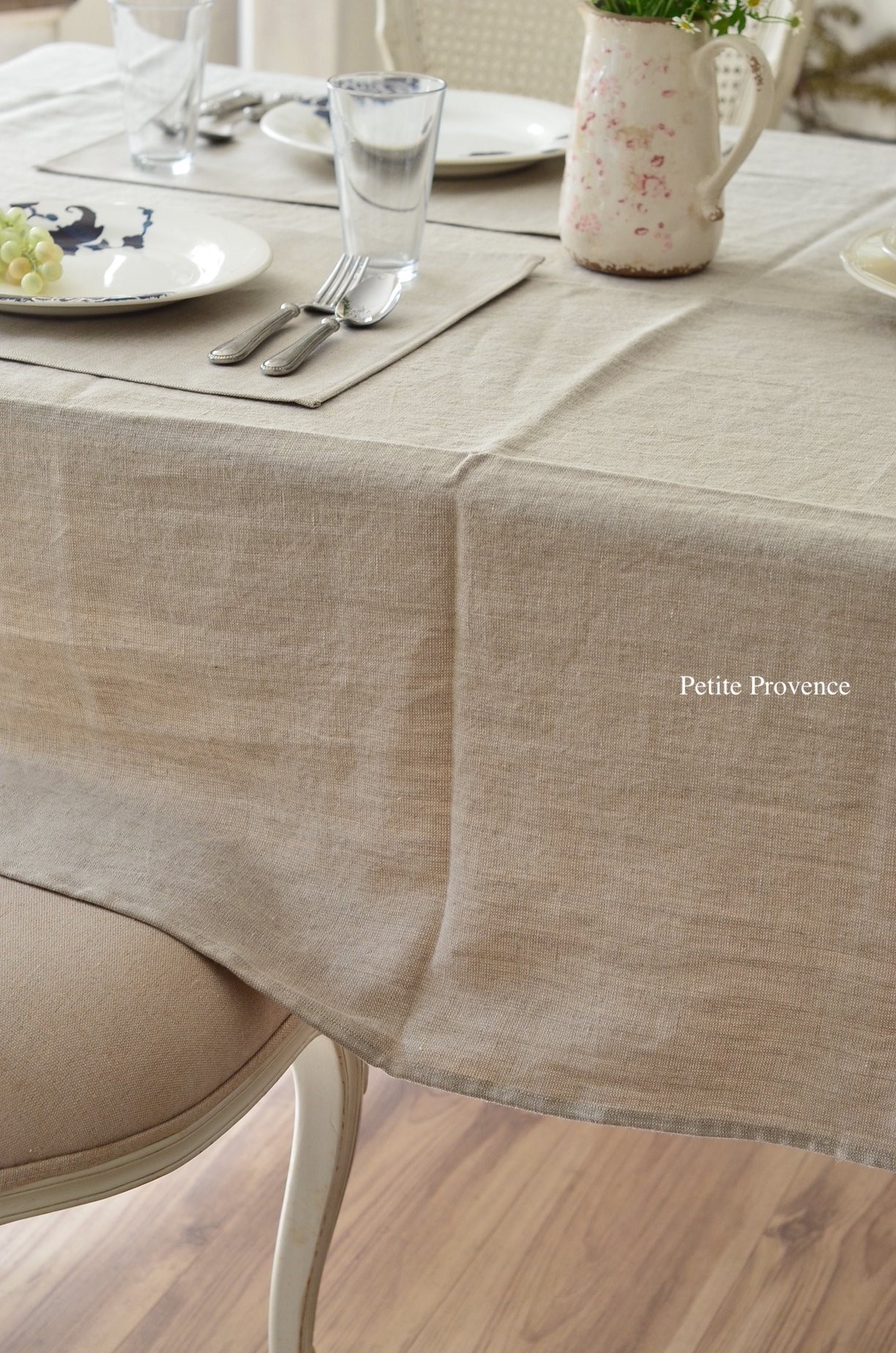 { Charvet Editions } ∞ MODENA 亞麻桌巾∞155x230cm∞155x280cm∞155x320cm