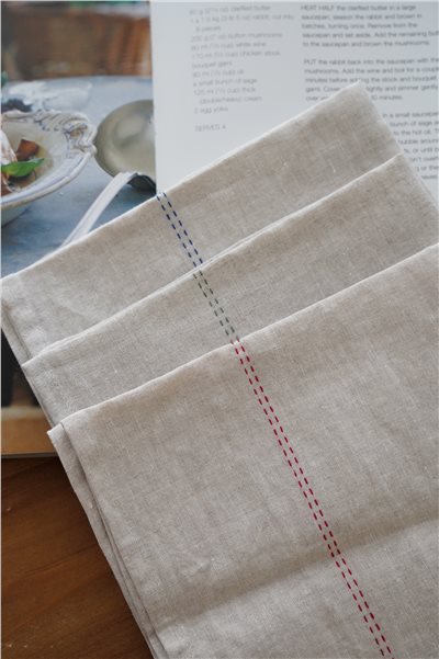 {Charvet Editions} ∞ RYTHMO 亞麻方巾 ∞ 45x45cm (3色)