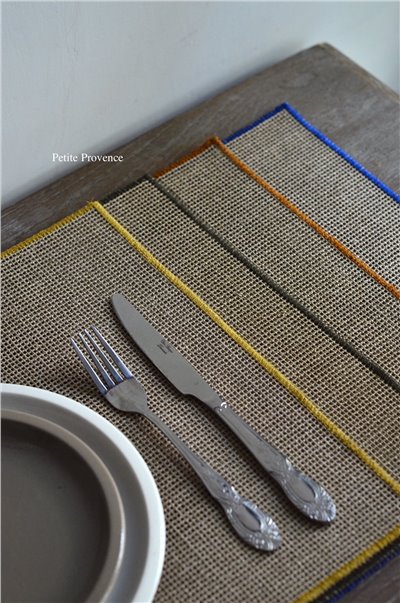 { Charvet Editions }∞ Quardrille 亞麻餐墊 (五色)