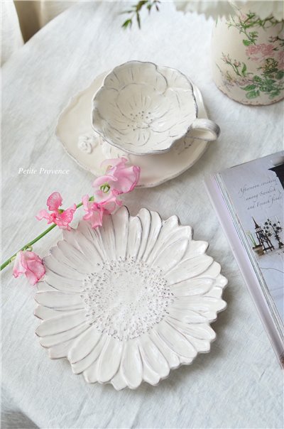 {VIRGINIA CASA} ROMANTICA 雛菊餐盤 21cm 