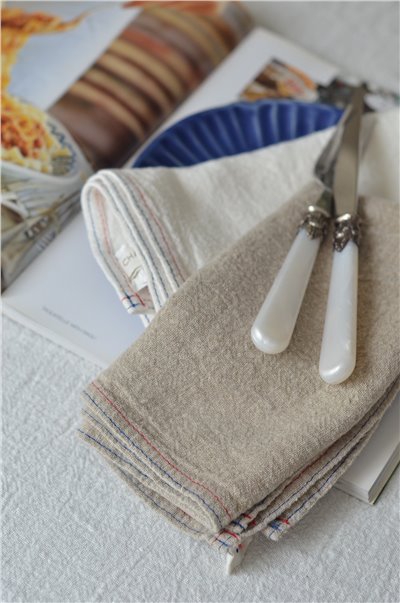 { Charvet Editions } ∞ EMPREINTE 亞麻方巾 ∞ 43x43cm (2色)