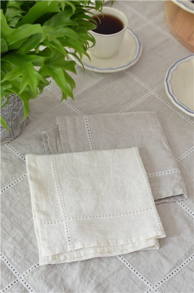 {Charvet Editions} ∞ COMO 亞麻巾方巾 ∞ 45x45cm （2色）