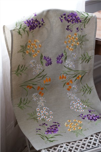 {ROLANDE.D}∞刺繡碎花桌旗 50x150cm