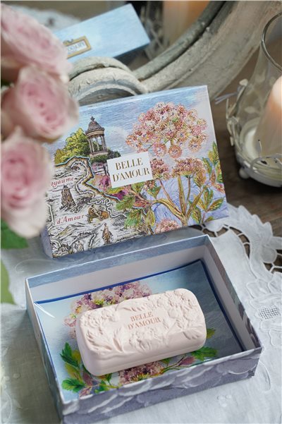 { Fragonard } ∞ BELLE D'AMOUR ∞美麗佳人 精油皂+皂盤組